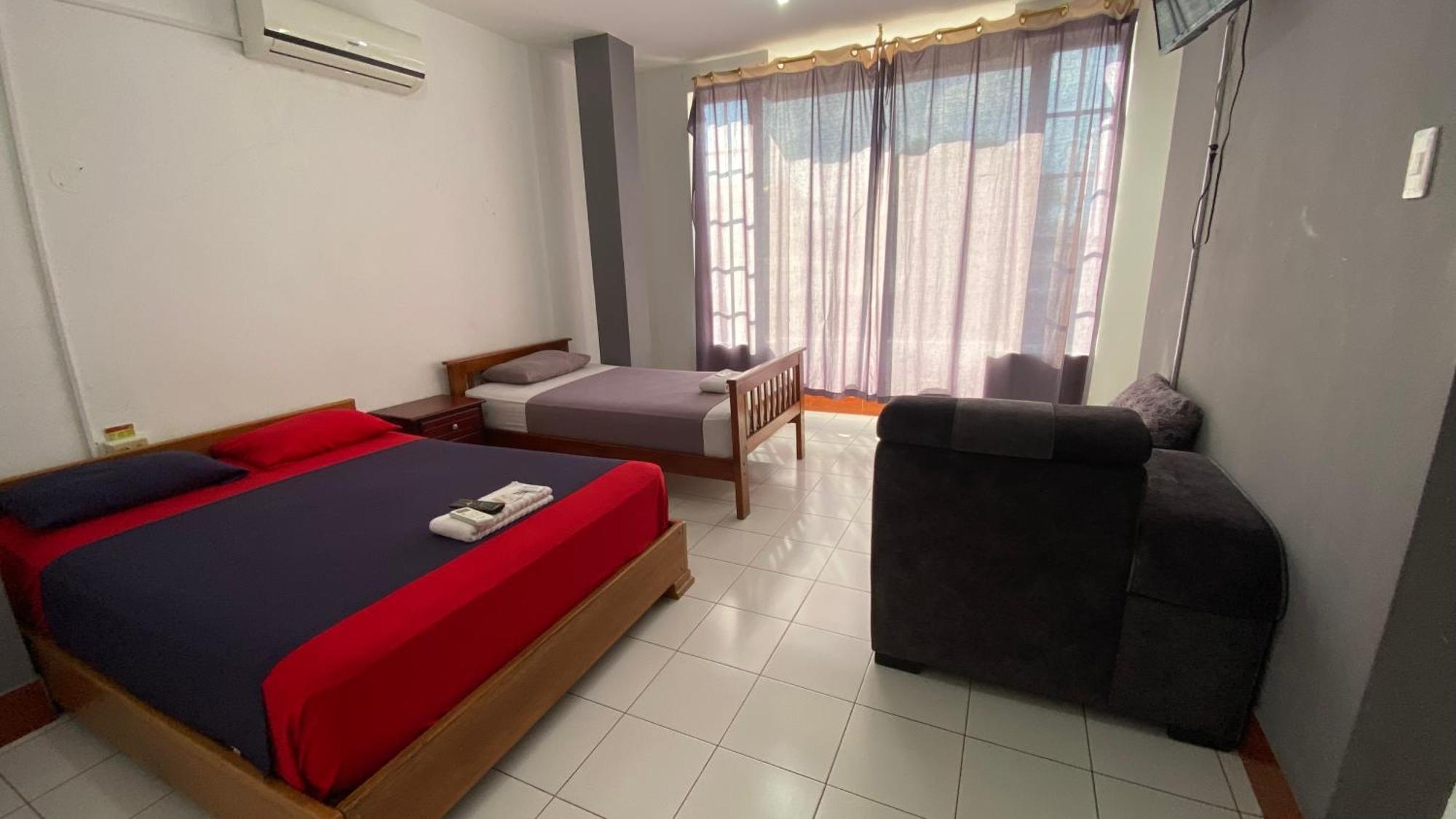 Hostal Casa Blanca Puerto Francisco de Orellana Exteriér fotografie